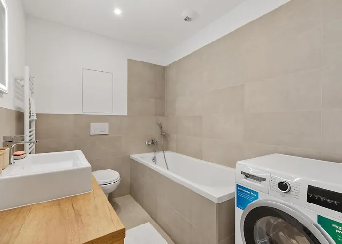 Ah Airport Pan Am Free Parking Ac Appartamento *